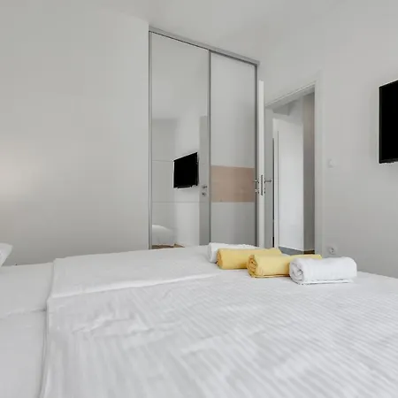 Luxury Apartment Adriasun Free Beach Parking Makarska Exterior photo
