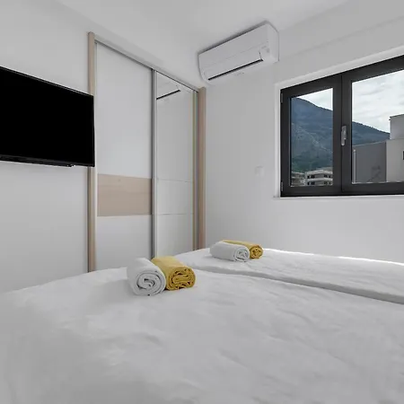 Luxury Apartment Adriasun Free Beach Parking Makarska Exterior photo